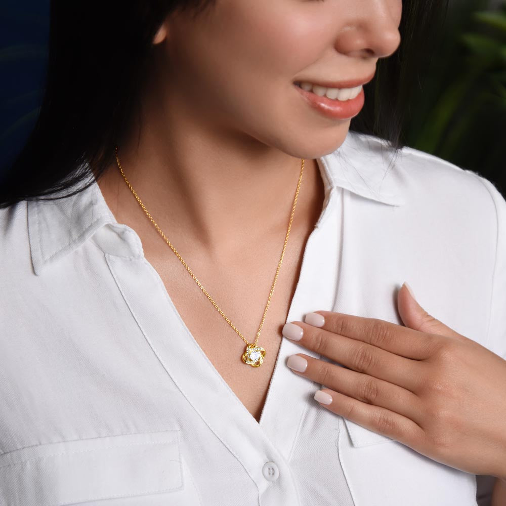 Love Knot Necklace ❤️
